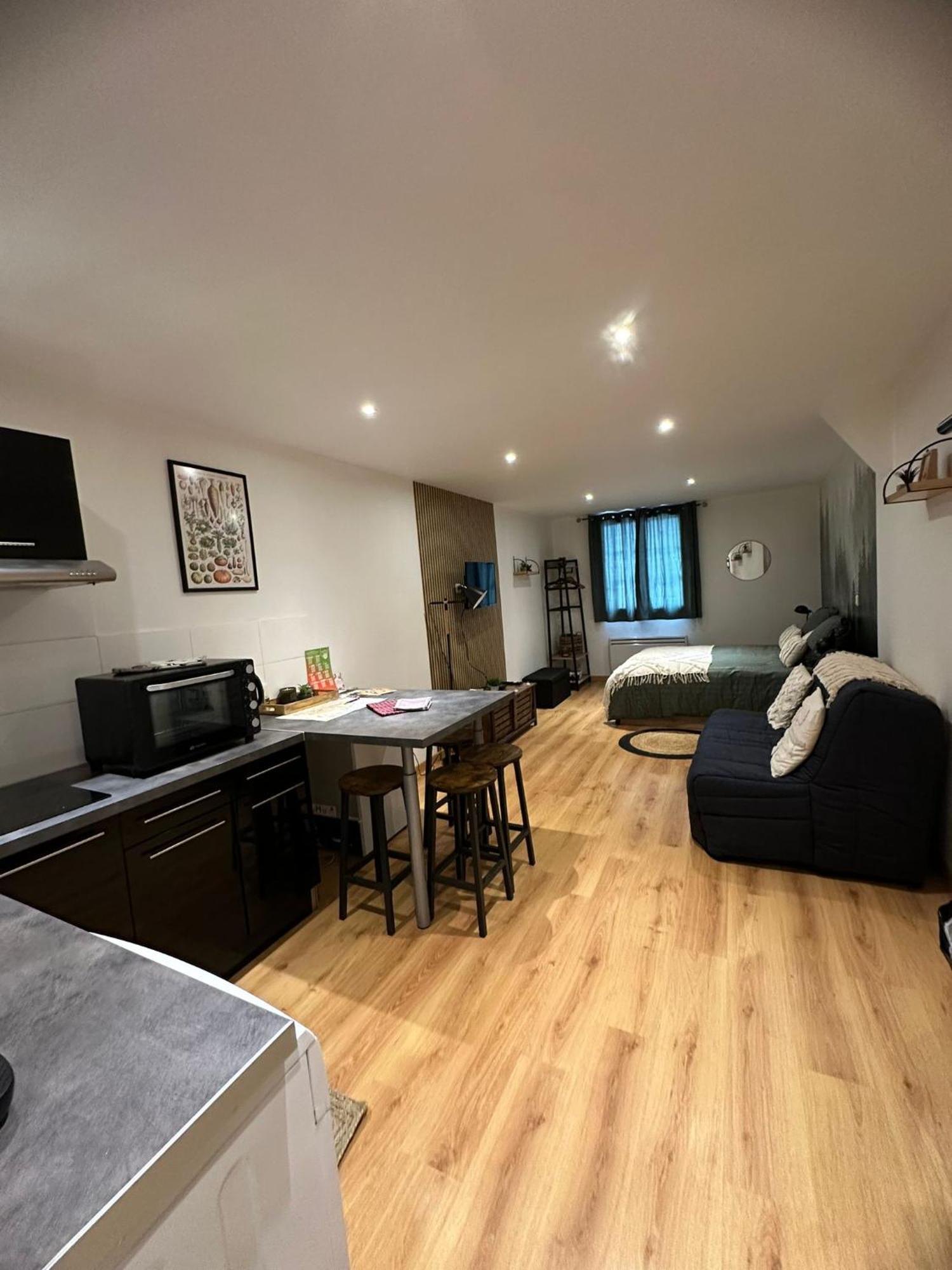 La Sapiniere Apartment ทรัวส์ ภายนอก รูปภาพ